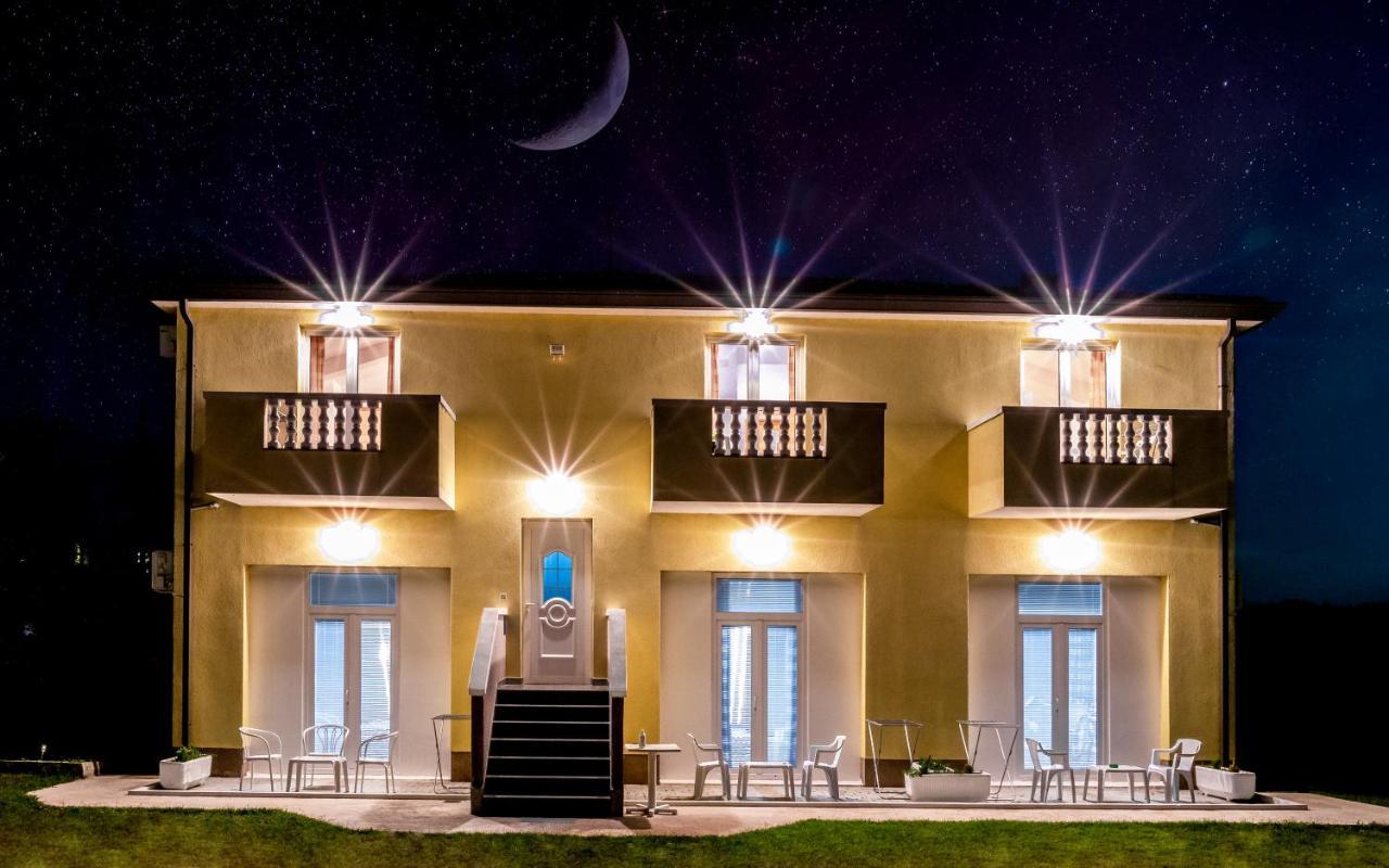 Guesthouse Palombaro Умаг Экстерьер фото